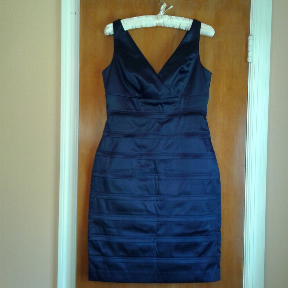 American Living Navy Dress. Size 6 NWT